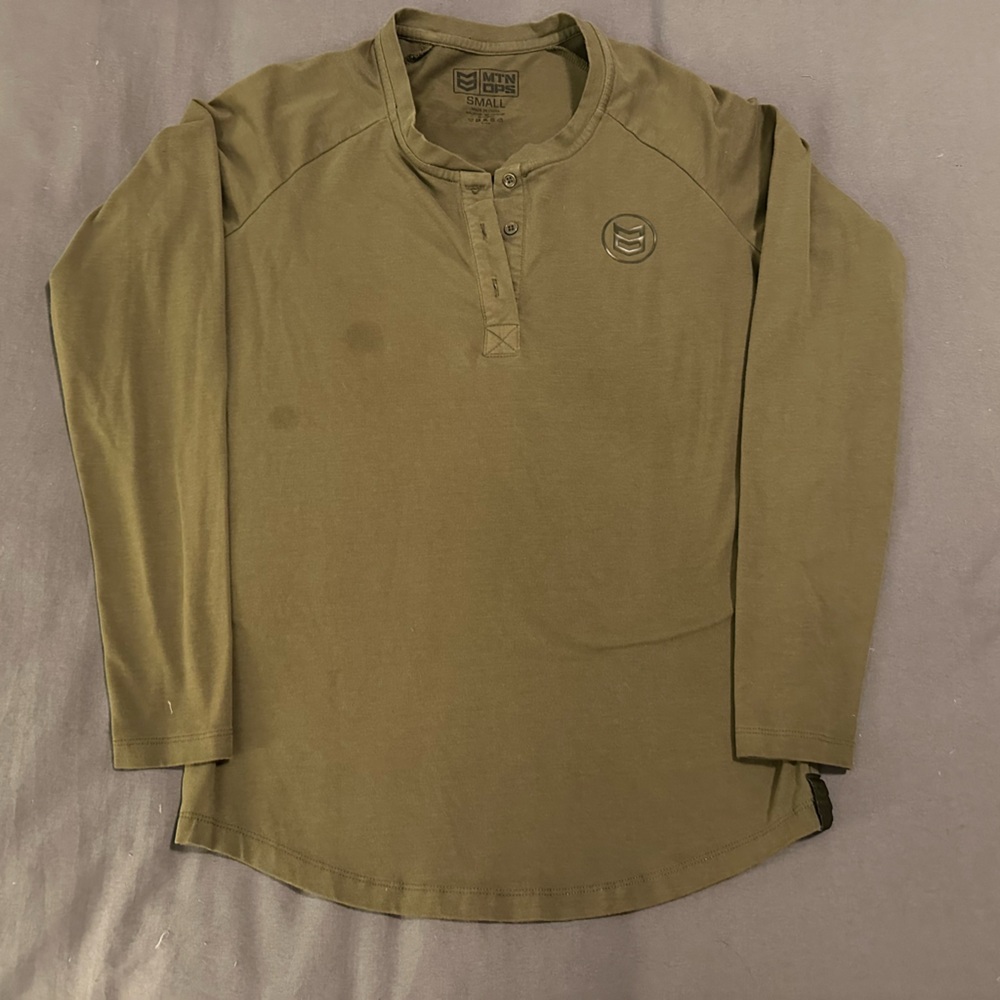 Women’s Small MTN OPS Stretch Henley Long Sleeve Top (see Description)
